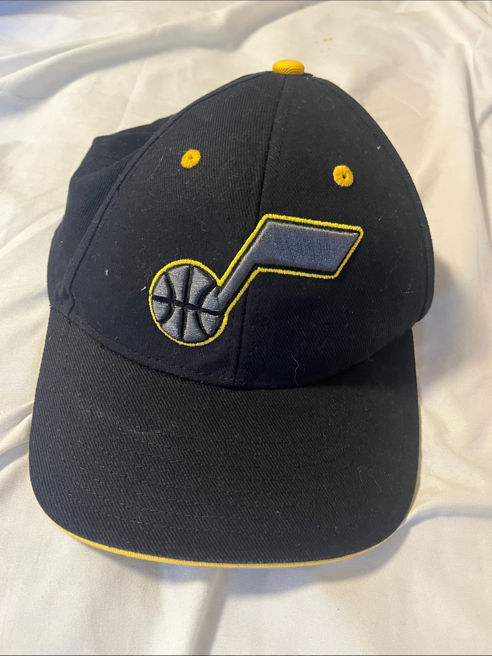 Kids Black and Yellow Basketball Logo Baseball Cap